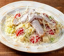 Салат Цезарь с копченой грудкой