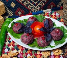 Пхали из листьев свеклы, орехов и зелени