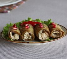 Рулетики из баклажана с орехами