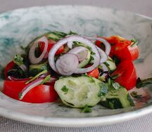 Овощной салат по-грузински