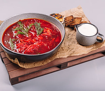 Борщ с гренками
