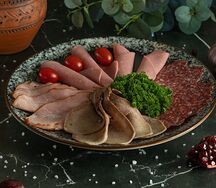 Мясная тарелка