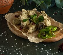 Рулетики из баклажанов с орехами