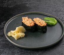 Суши с крабом острые