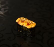 Гункан запечённый с креветкой