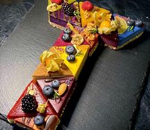 Торт Буква T