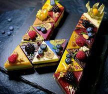 Торт Буква И