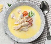 Сырный суп с курицей и беконом
