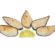 Мидии запеченные с соусом Блю чиз 