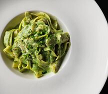 Феттуччине с судаком в шпинатном соусе