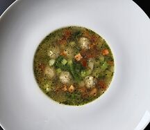 Минестроне с фрикадельками