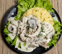 Фрикасе из курицы с гарниром