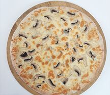 Пицца с грибами