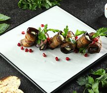 Рулет из баклажана с сыром