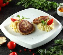 Куриные котлеты с пюре