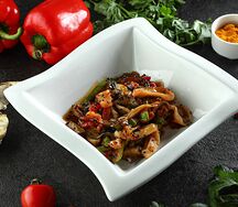 Кальмар с овощами