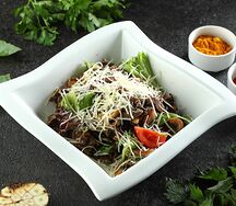 Мясной салат из говядины