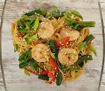 Wok c креветками