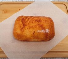 Пирожок с грибами и картошкой
