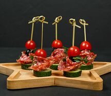 Канапе с салями