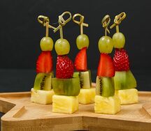 Фруктовое канапе