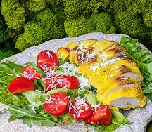 Салат с жареным цыпленком