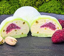 Моти Фисташка с малиной