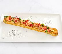 Эклер с крабом