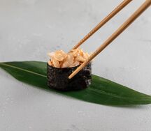 Гункан креветка