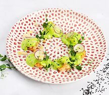 Креветки васаби с лепестками миндаля