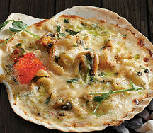 Дары моря под сливочно-сырным соусом