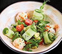 Авокадо и креветки