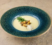 Картофельный крем-суп с белыми грибами
