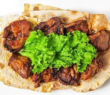 Шашлык из cвинoй шеи