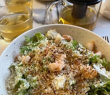 Цезарь/киноа/лангустин