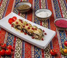 Рулет из баклажанов с орехом