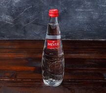 Вода Mever минеральная без газа