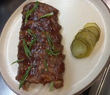 Свиные ребра с соусом BBQ