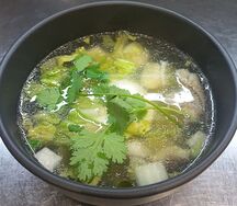 Сахалинский суп из синекорого палтуса и яйцо пашот