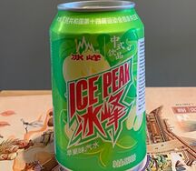 Газированный напиток Ice Peak со вкусом яблока
