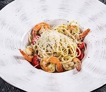 Паста с тигровыми креветками