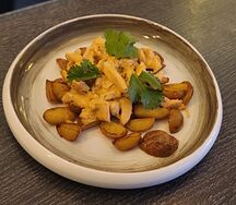 Цыпленок в остром сливочном соусе