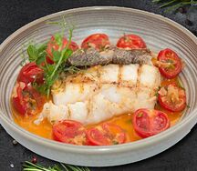 Палтус с овощами