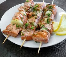 Маринованный стейк семги