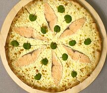 Пицца с семгой