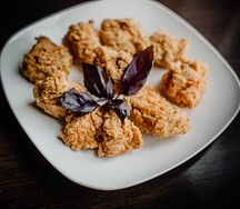 Куриные стрипсы большие