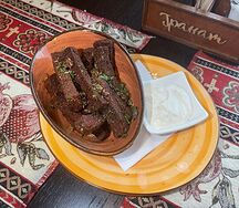 Гренки чесночные