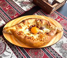 Хачапури по-аджарски