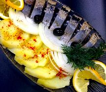 Сельдь с картофелем и луком