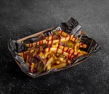Картофель фри BBQ, бекон и халапеньо